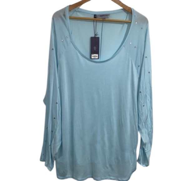 Jennifer Lopez Tops - Jennifer Lopez shirt light blue long sleeved 3x Clear beads on sleeves
